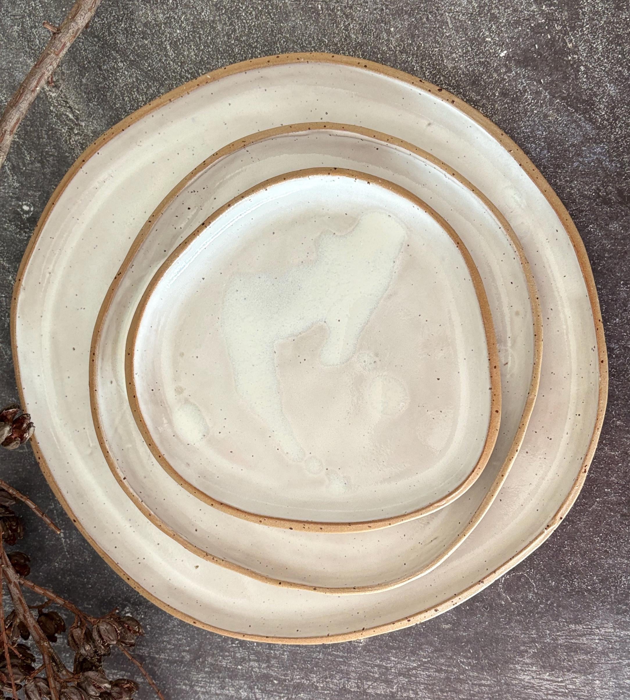 Organic Shaped White Ceramic Dinner Plates (3 Sizes)